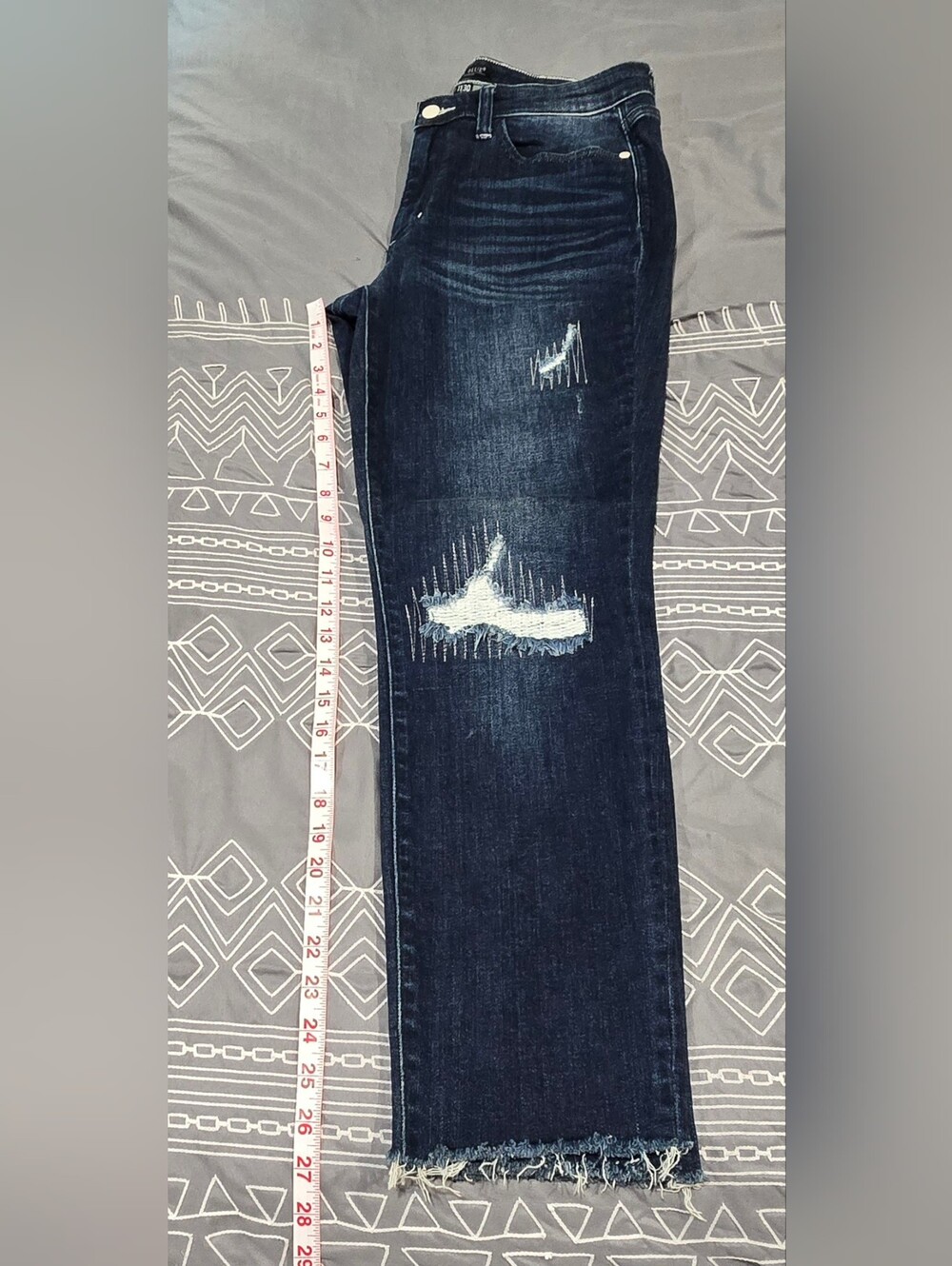 Judy Blue Midrise Boyfriend Fit Jeans Size 11/30 - Picture 3 of 7